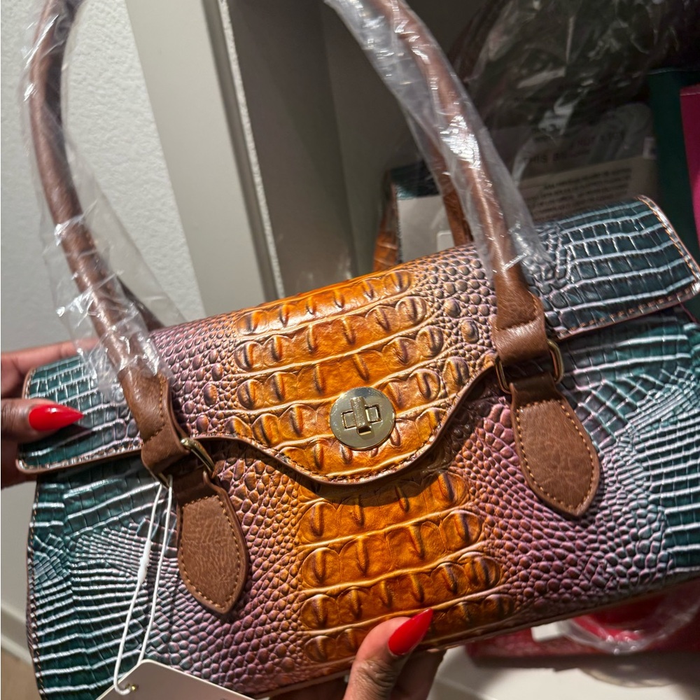 Y2K- Brown and Green Crocodile Pattern Handbag - Picture 5 of 10
